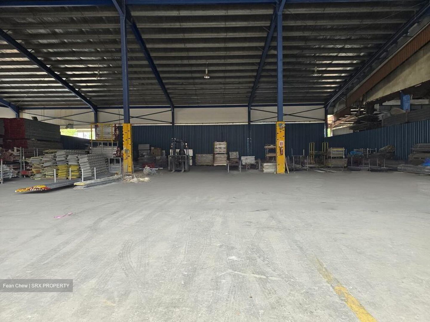 Joo Koon MRT (D22), Warehouse #455173101